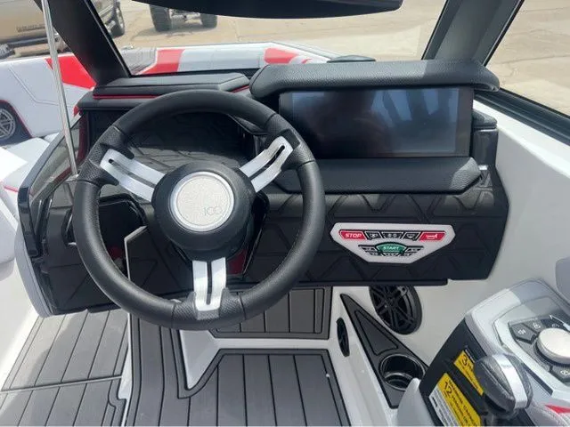 Slide: The Image of Nautique Super Air Nautique GS20 2025 - 26