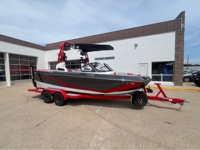 Slide: The Image of Nautique Super Air Nautique GS20 2025 - 3