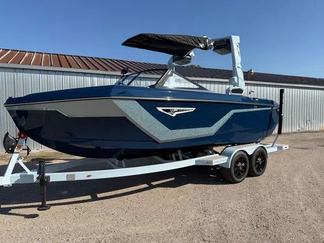 The Image of Nautique Super Air S21 2026 - 1