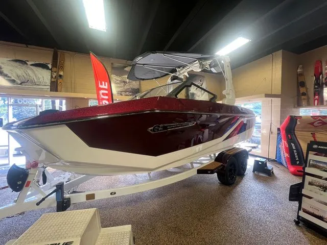 Slide: The Image of Nautique Super Air Nautique G21 2026 - 4