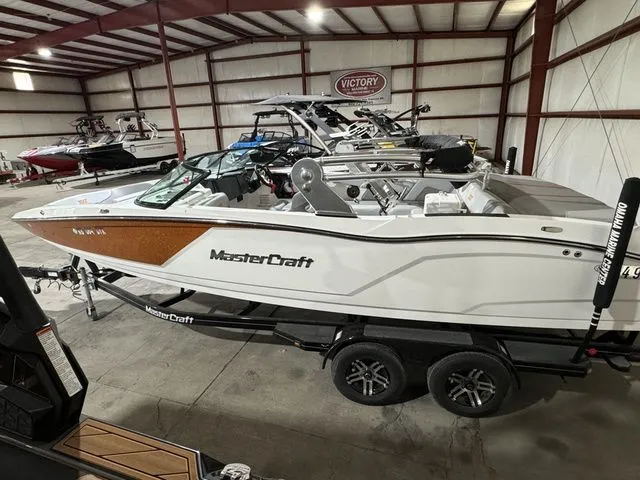 The Image of MasterCraft NXT 2018 - 1