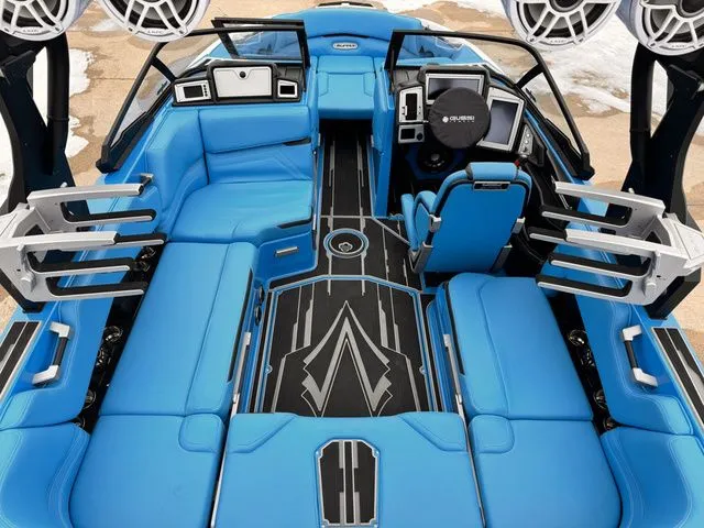 Slide: The Image of Supra SR 2021 - 10