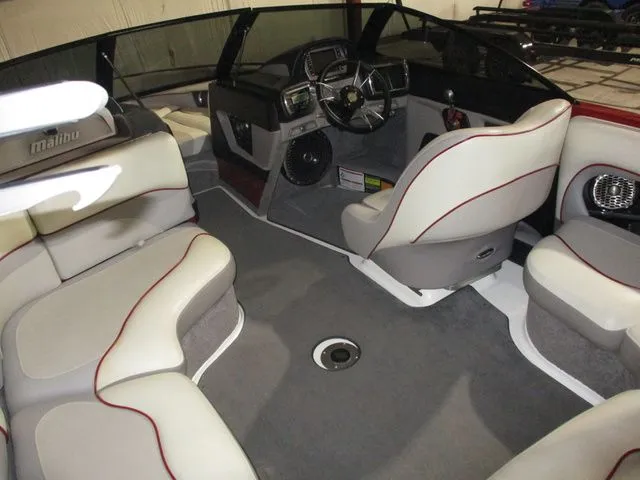Slide: The Image of Malibu 20VTX Wakesetter 2014 - 7