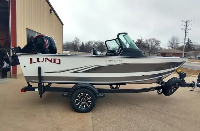 The Image of Lund 1775 Impact XS Sport 2024 - 1