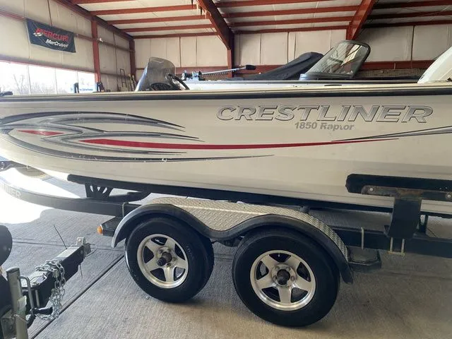 The Image of Crestliner 1850 Raptor 2012 - 1