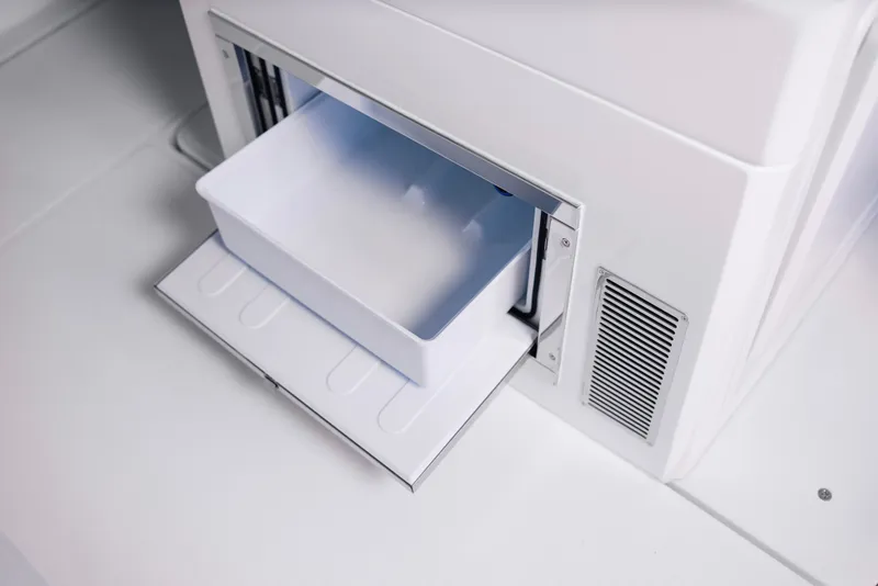 Slide: The Image of Schaefer V33SF 2027 model with open storage compartment. - 18