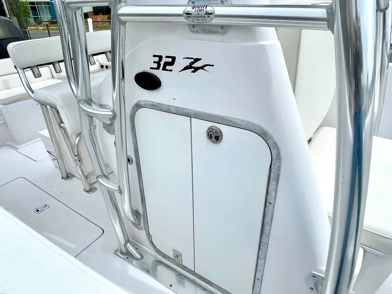 Slide: The Image of Donzi 29ZF CUDDY 2006 - 45