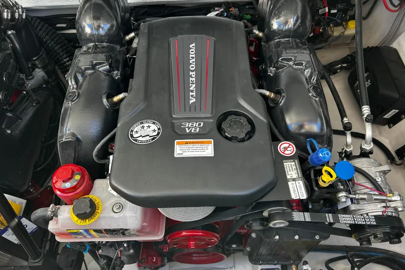 Slide: The Image of Volvo Penta 380 V8 engine in 2025 Cobalt R33 Surf boat. - 18