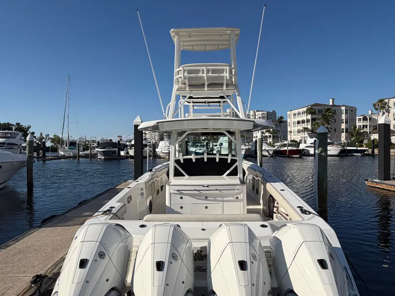 Slide: The Image of Boston Whaler 380 Outrage 2021 - 4