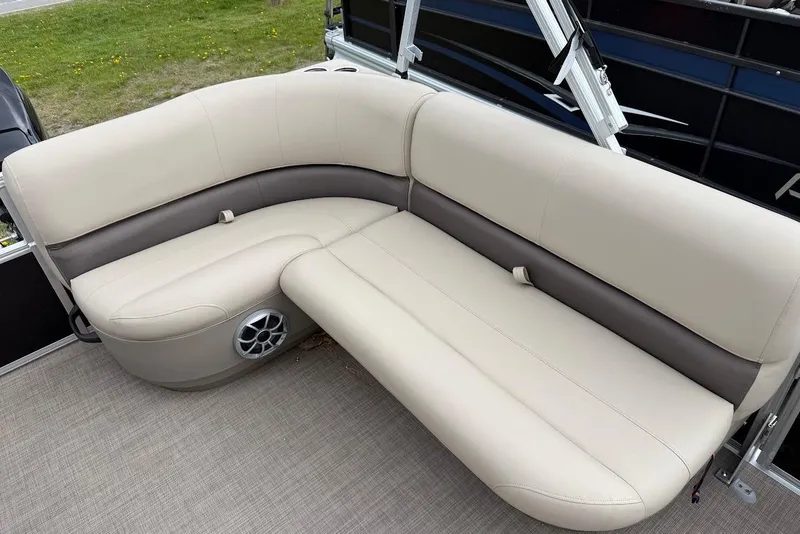 Slide: The Image of Luxurious seating on 2025 Sun Tracker Party Barge 16 DLX pontoon boat. - 51