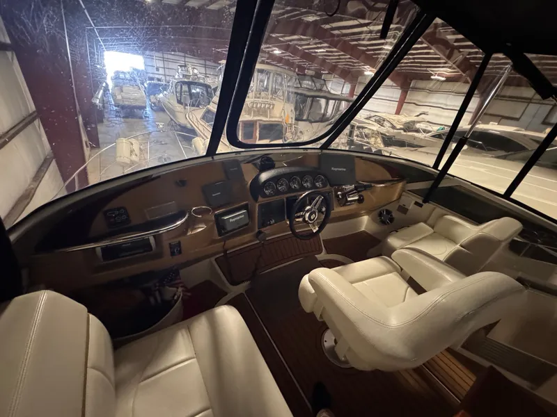 Slide: The Image of Carver Yachts 396 Motor Yacht 2004 - 14