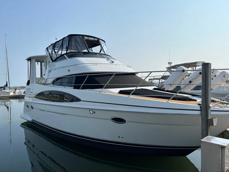 Slide: The Image of Carver Yachts 396 Motor Yacht 2004 - 2