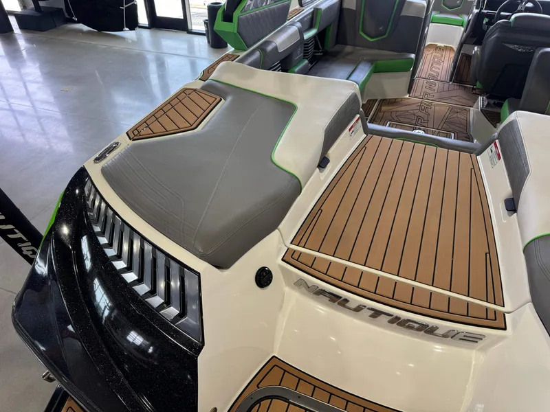 Slide: The Image of 2019 Nautique Super Air Nautique G21 interior with stylish design. - 12
