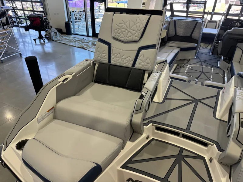 Slide: The Image of Interior of the 2024 Nautique Super Air Nautique G25 Paragon boat. - 15