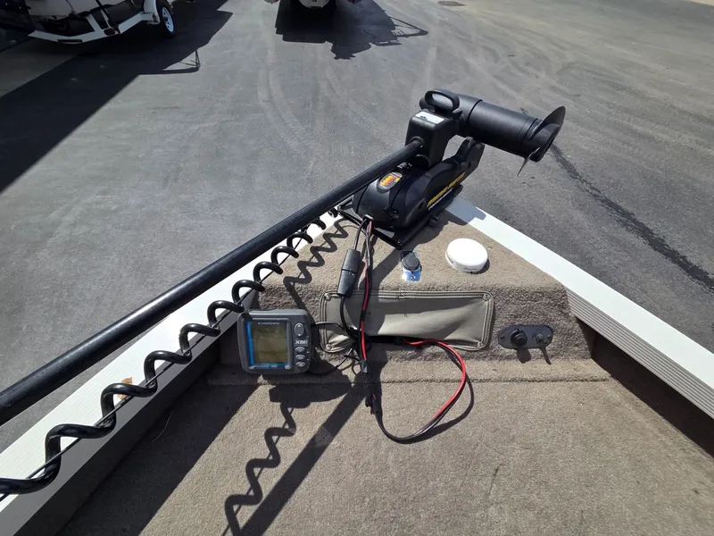 Slide: The Image of Crestliner CMV 1750 boat with fish finder and motor, year 2004. - 14