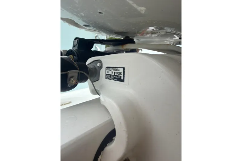 Slide: The Image of 2018 Regulator 31 boat engine detail with Yamaha F300NCA label. - 29