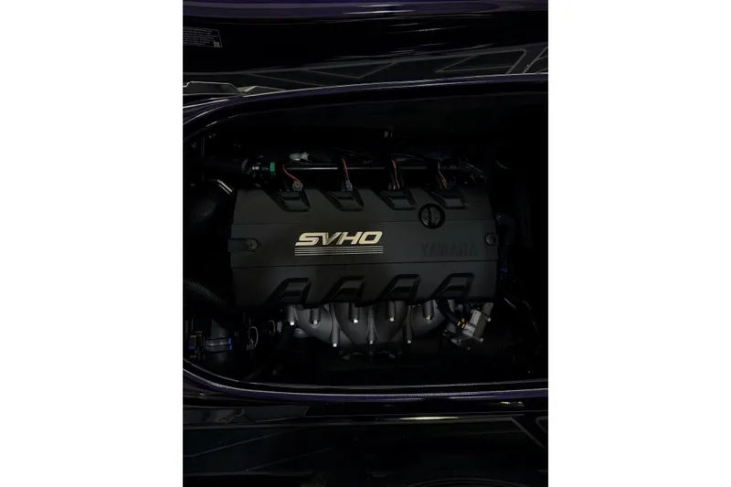 Slide: The Image of 2026 Yamaha WaveRunner FX SVHO engine, showcasing advanced design and performance features. - 15