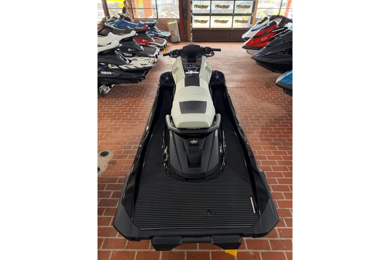 Slide: The Image of 2026 Yamaha WaveRunner VX Cruiser HO displayed in showroom, rear view. - 4