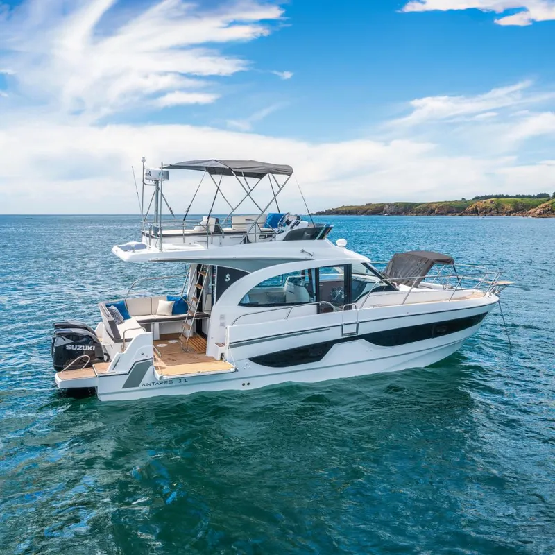 Slide: The Image of Beneteau Antares 11 Fly - 9