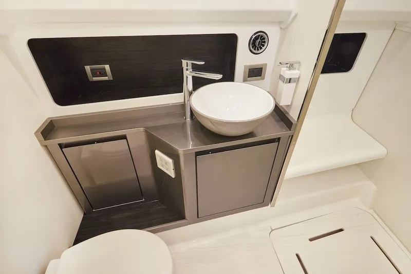 Slide: The Image of Luxurious bathroom in Schaefer V44 yacht model 2026. - 13