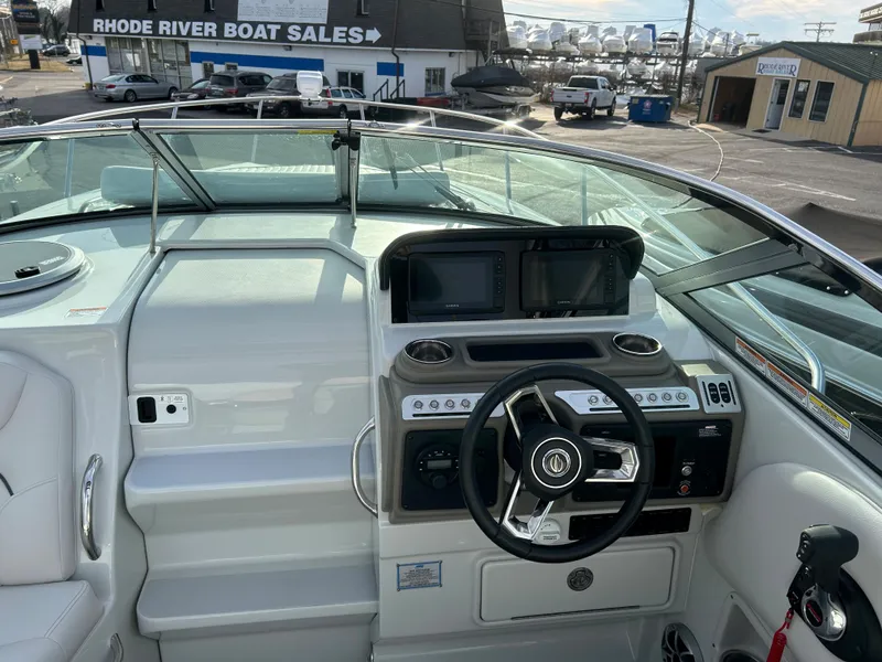 Slide: The Image of Interior view of 2023 Crownline 270 CR boat cockpit. - 9