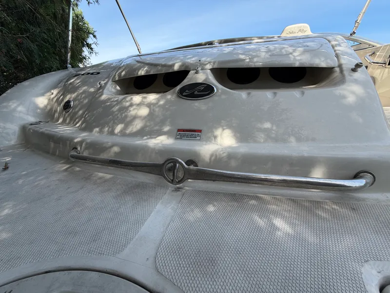Slide: The Image of Sea Ray SUNDECK 200 SD 2007 - 28