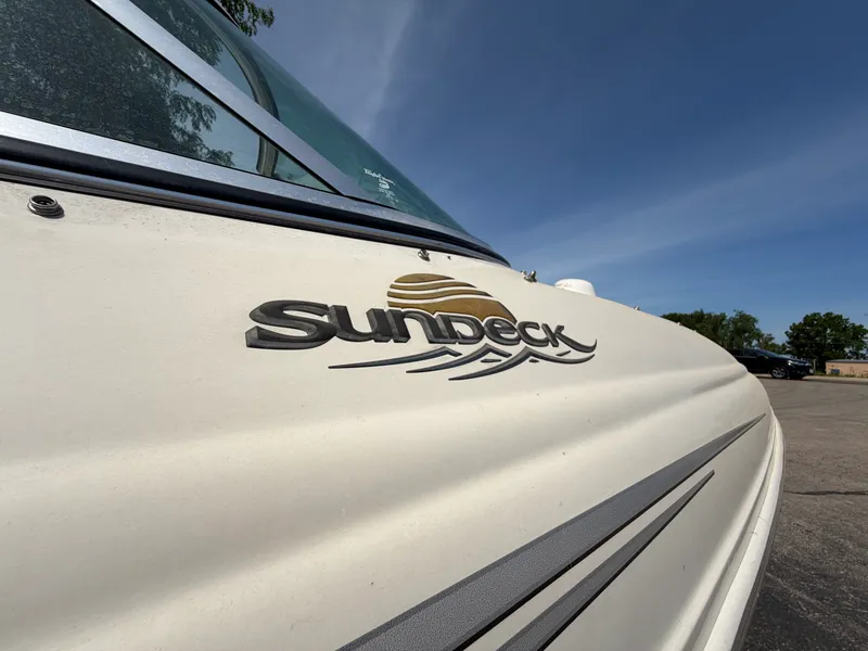 Slide: The Image of Sea Ray SUNDECK 200 SD 2007 - 31