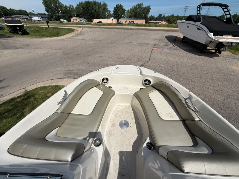 Slide: The Image of Sea Ray SUNDECK 200 SD 2007 - 19