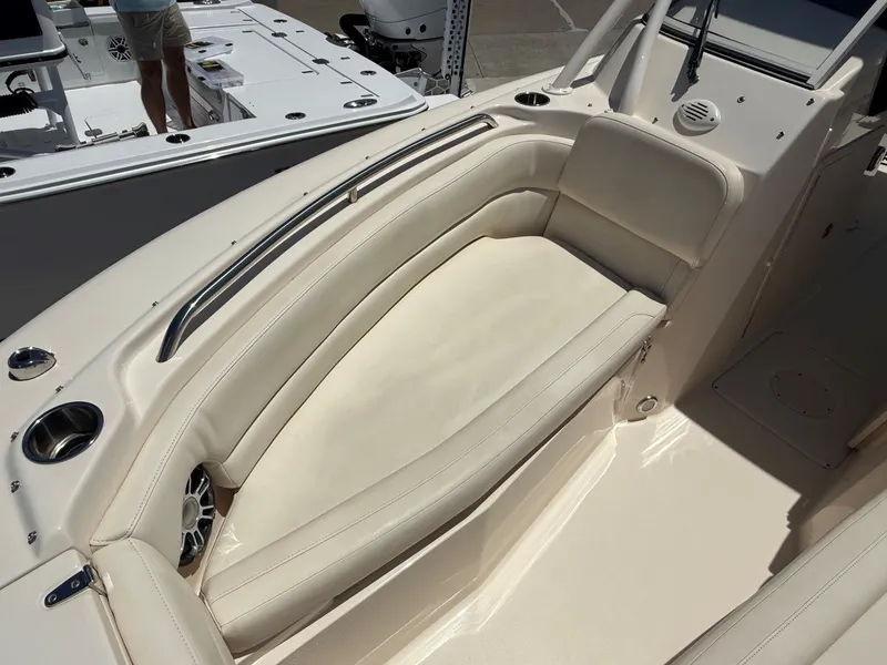 Slide: The Image of Interior of 2020 Grady-White Freedom 255 boat. - 20