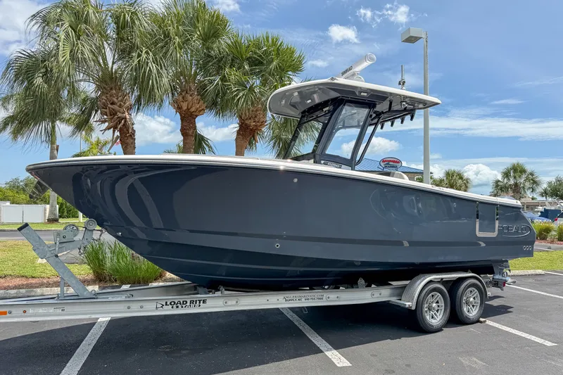 Slide: The Image of Robalo R250 Center Console 2023 - 1