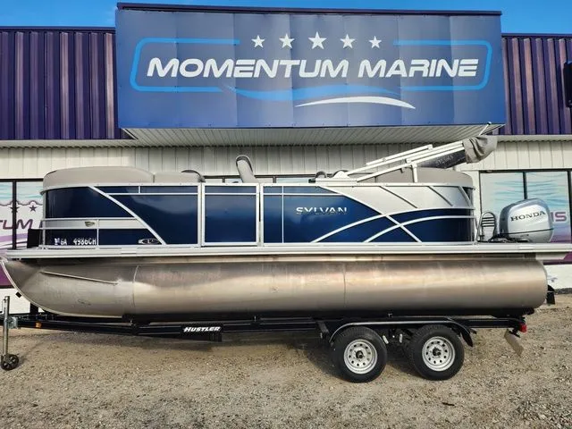 The Image of 2022 Sylvan L-1 LZ pontoon boat at Momentum Marine. - 1