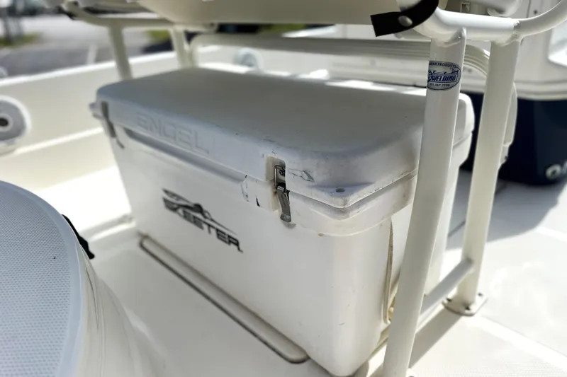 Slide: The Image of 2015 Skeeter SX220 T boat with Engel cooler on deck. - 18