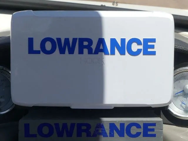 Slide: The Image of Lowrance device on Stingray 201 DS boat, year 2020. - 40