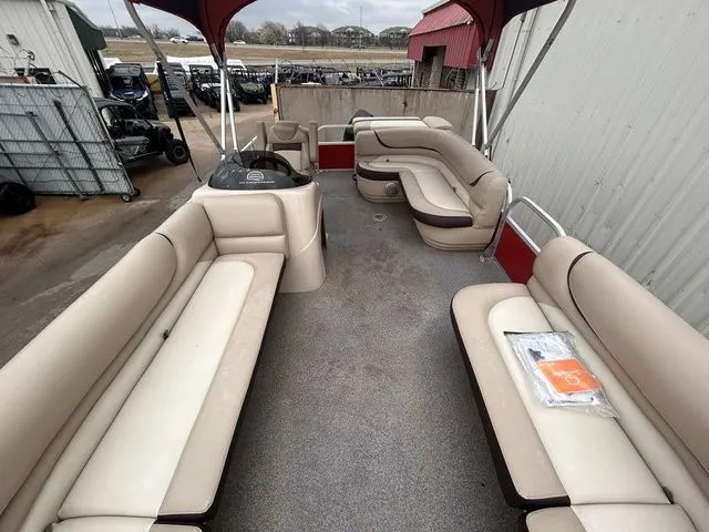 Slide: The Image of Interior view of a 2016 Sun Tracker Party Barge 20 DLX pontoon boat. - 9
