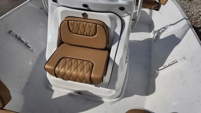Slide: The Image of ALK2 Powerboats 18CRS 2026, brown leather seats, white deck. - 23