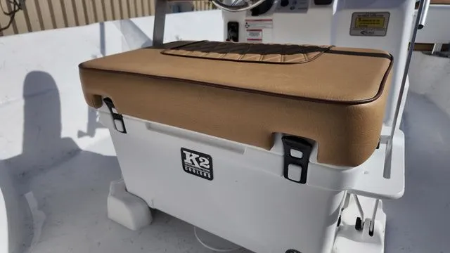 Slide: The Image of ALK2 Powerboats 18CRS 2026 with cushioned seat and K2 cooler. - 30