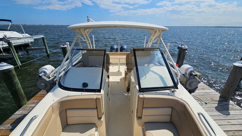 Slide: The Image of Scout 255 DORADO 2024 - 47