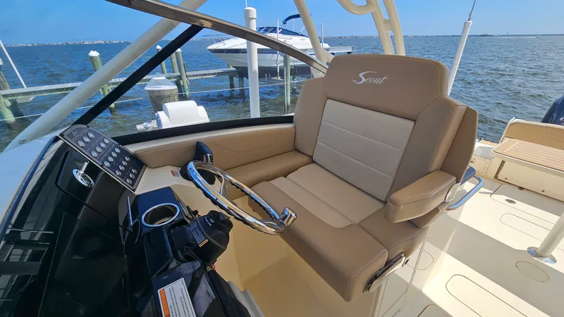 Slide: The Image of Scout 255 DORADO 2024 - 25