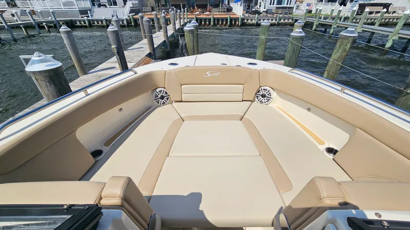 Slide: The Image of Scout 255 DORADO 2024 - 44