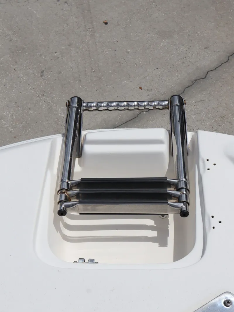 Slide: The Image of Stainless steel boat ladder on NauticStar 210 DC, 2008 model. - 20