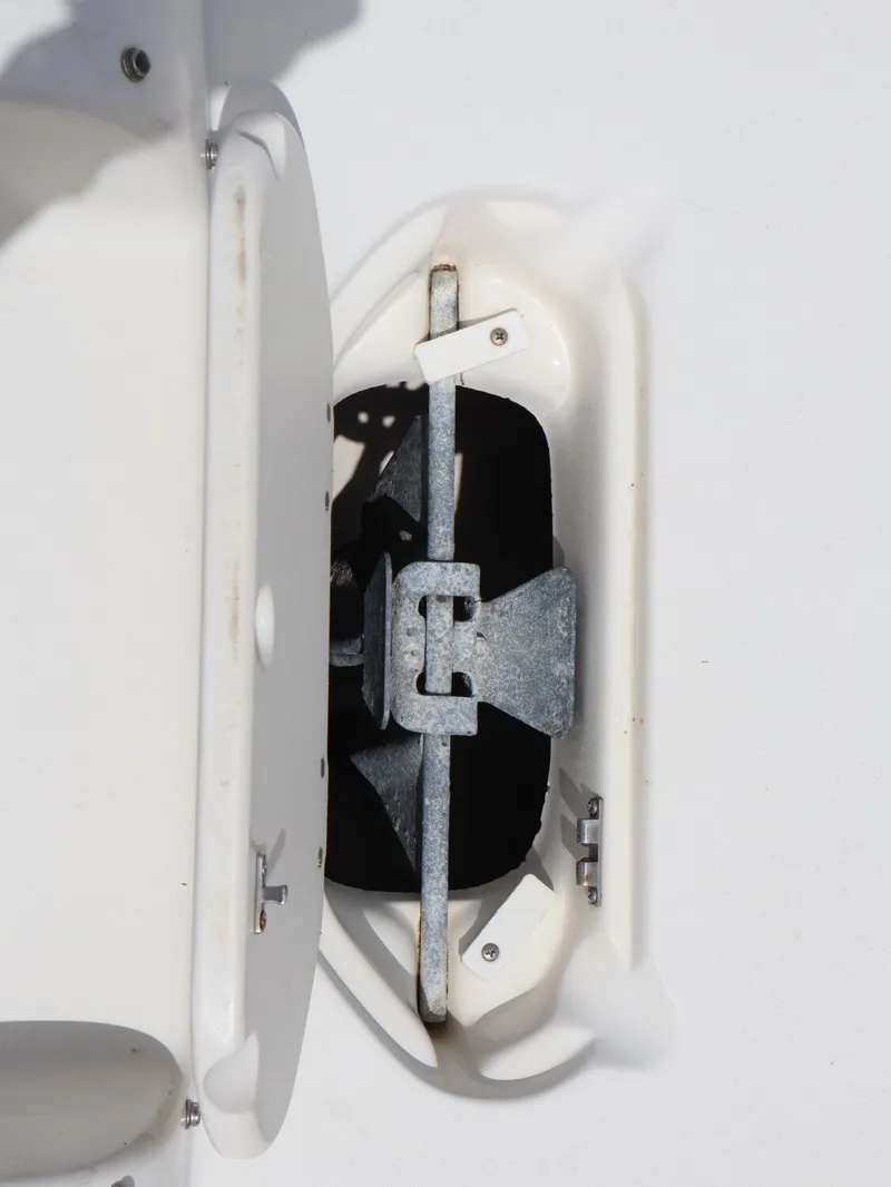 Slide: The Image of Anchor compartment of a 2008 NauticStar 210 DC boat. - 22