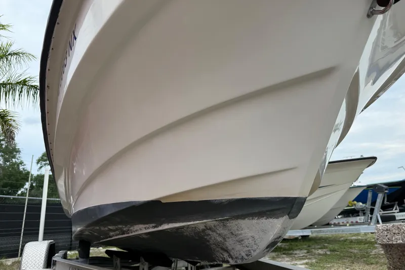 Slide: The Image of 2007 Panga 22LX boat hull on trailer, close-up view. - 8