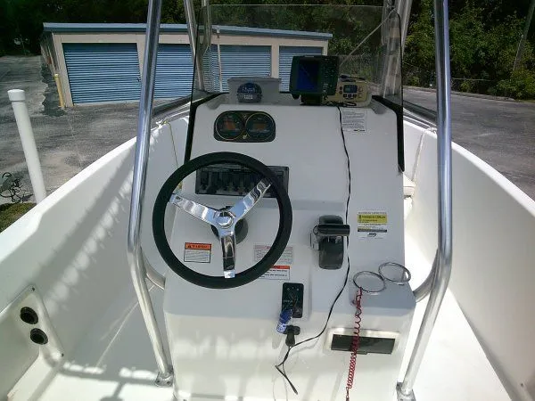 Slide: The Image of Century 2001SV boat helm console, year 2007. - 7