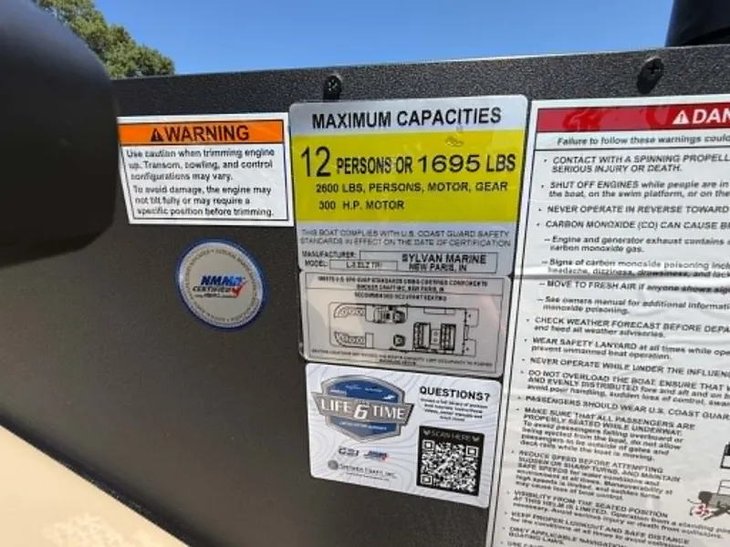 Slide: The Image of Safety and capacity labels on Sylvan L-3 DLZ Platnium 2026 boat. - 15