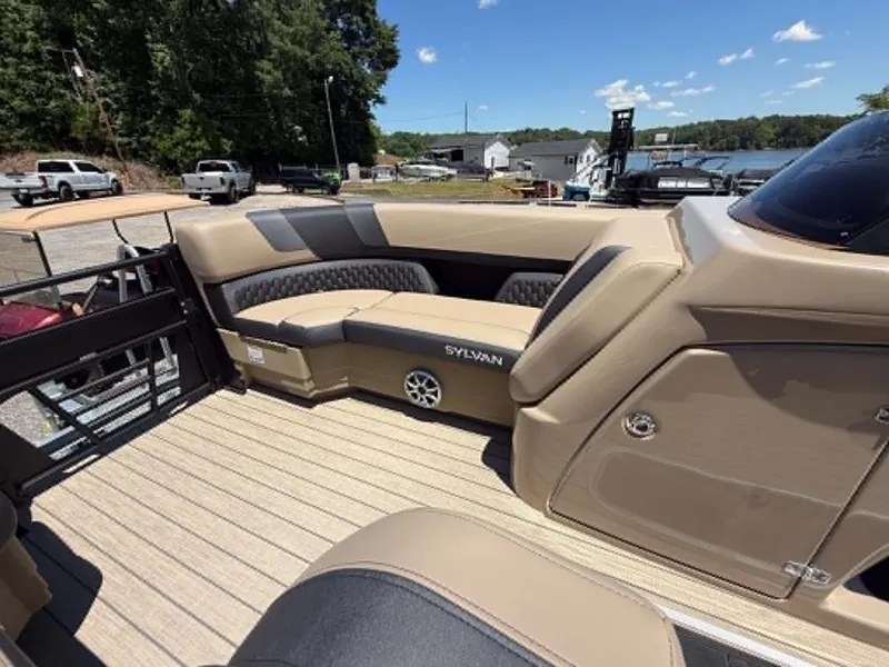 Slide: The Image of Interior of Sylvan L-3 DLZ Platnium 2026 pontoon boat. - 28