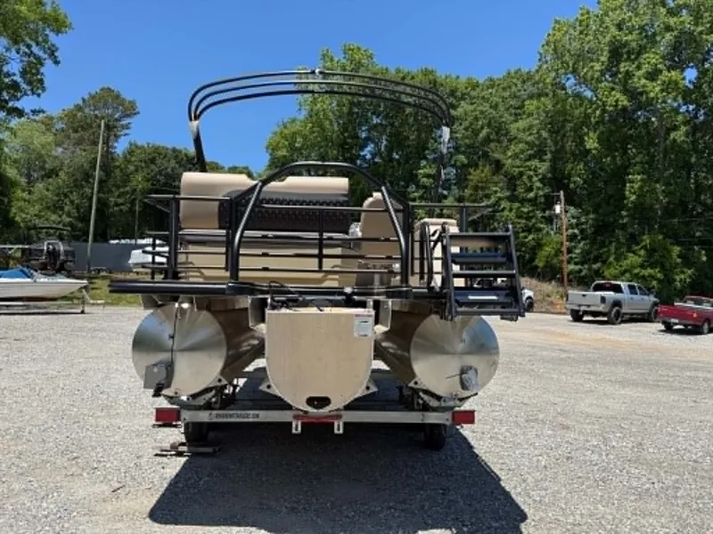 Slide: The Image of 2026 Sylvan L-3 DLZ Platnium pontoon boat on trailer. - 41