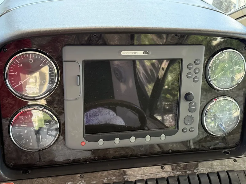 Slide: The Image of Dashboard of a 2008 Sea Ray 44 Sundancer boat. - 21