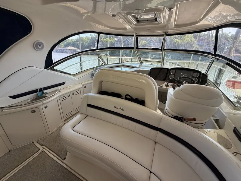Slide: The Image of Interior of a 2008 Sea Ray 44 Sundancer yacht. - 8