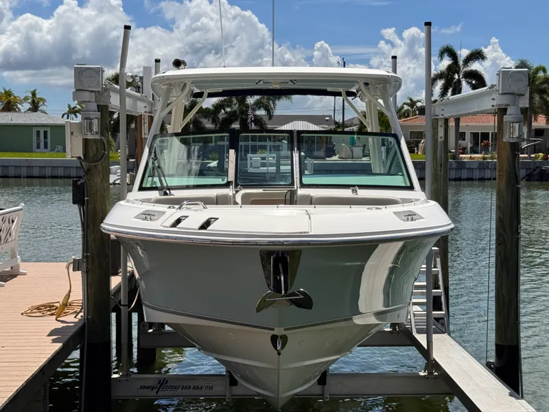 Slide: The Image of Boston Whaler 280 VANTAGE 2022 - 34