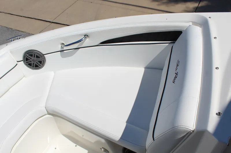 Slide: The Image of Interior of 2014 Sea Ray SLX 230 boat. - 17